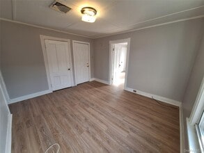 69 Greenkill Ave in Kingston, NY - Building Photo - Building Photo