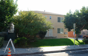 406 Palm Dr in Glendale, CA - Building Photo - Building Photo