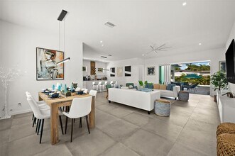 2365 Waldemere St in Sarasota, FL - Building Photo - Building Photo
