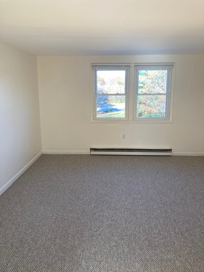 681 State Rd, Unit 681 State Rd Plymouth MA in Plymouth, MA - Foto de edificio - Building Photo