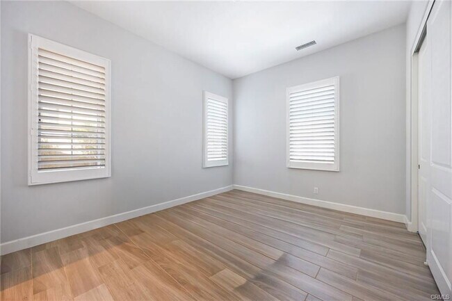 58 Stetson in Irvine, CA - Building Photo - Building Photo
