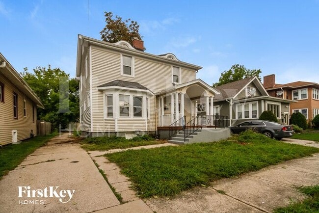 1018 Palmer Pl in Waukegan, IL - Building Photo - Building Photo