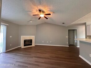 3860 Hideaway Lane in Middleburg, FL - Building Photo - Building Photo