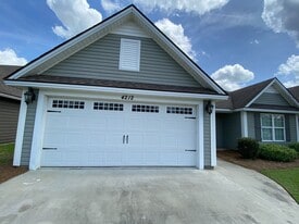 4212 Shadow Garden Dr in Hahira, GA - Building Photo