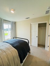 1533 Blackfish Wy in Sacramento, CA - Building Photo - Building Photo