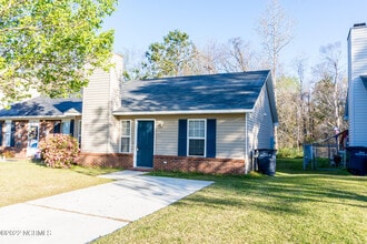 171 Brenda Dr in Jacksonville, NC - Building Photo - Building Photo