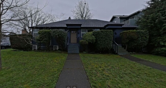 484-490 E 14th Ave in Eugene, OR - Foto de edificio - Building Photo