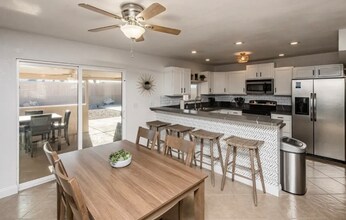 830 Chalon Dr in Lake Havasu City, AZ - Building Photo - Building Photo
