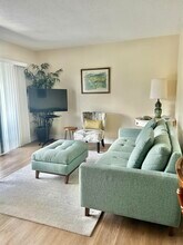 120 Lehane Terrace in North Palm Beach, FL - Building Photo - Building Photo