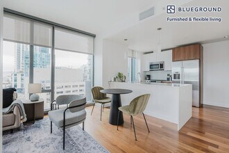 399 Fremont St in San Francisco, CA - Building Photo - Building Photo
