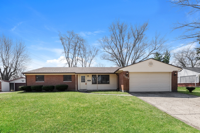 1108 Georgian Dr in Dayton, OH - Building Photo