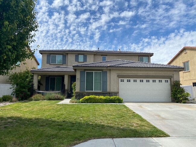 property at 3046 Louise Ave