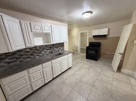 286 Hunterdon St in Newark, NJ - Building Photo