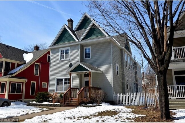 property at 2720 Emerson Ave S