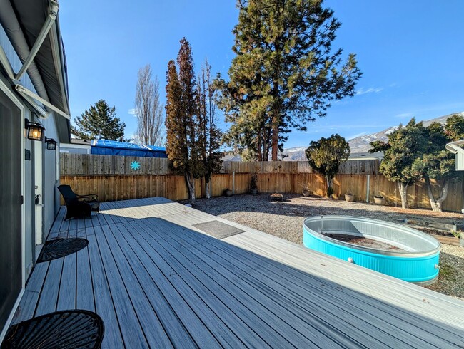 14542 Vradenburg St-Unit -5787ab8d-1fee-11ec-9d00-0add6b238094 in Entiat, WA - Foto de edificio - Building Photo