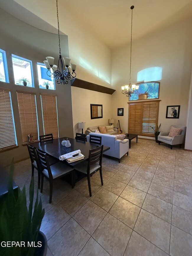 3733 Tierra Campa Dr in El Paso, TX - Building Photo - Building Photo