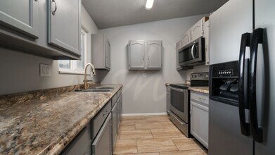 6850 Goldfield Dr in Colorado Springs, CO - Building Photo - Building Photo