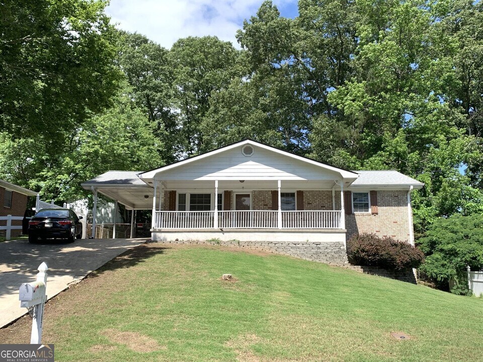 6307 Wellington Way in Austell, GA - Building Photo
