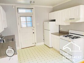 1335 W Carmen Ave, Unit 3A in Chicago, IL - Building Photo