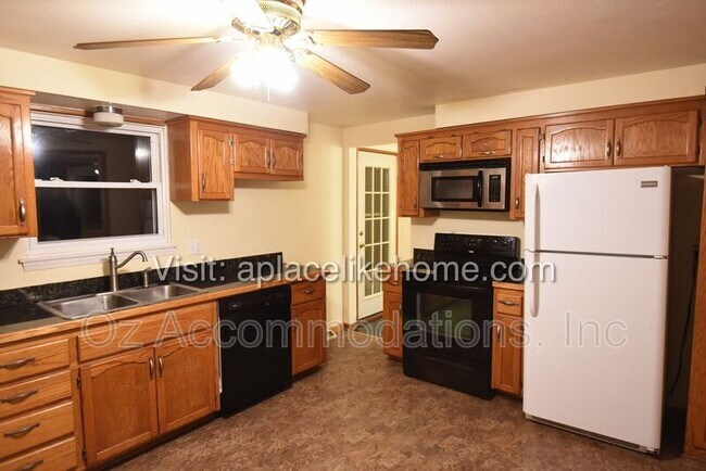 property at 16 Misty Spring