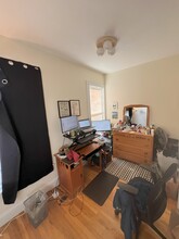 64 Plymouth St, Unit 2 in Cambridge, MA - Building Photo - Building Photo