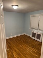 210 Seaton Rd, Unit Apartment in Stamford, CT - Building Photo - Building Photo