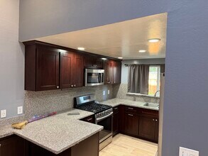 1344 Merrivale West Sq in San Jose, CA - Building Photo - Building Photo