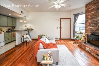 3207 Vine St in Cincinnati, OH - Foto de edificio - Building Photo