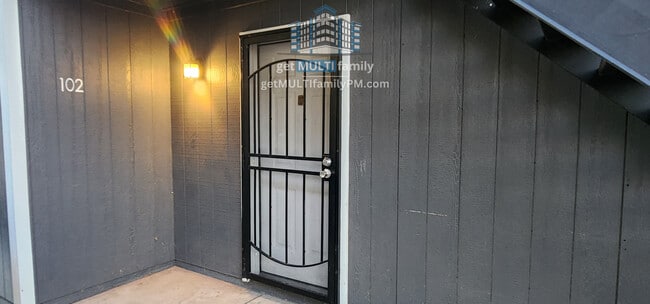 property at 1903 N Spring