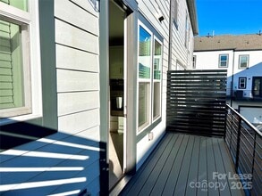 912 Mary Max Dr in Davidson, NC - Building Photo - Building Photo