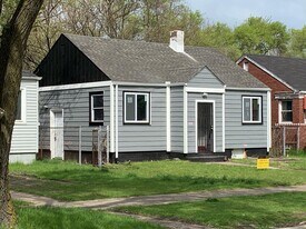 706 Mississippi St in Gary, IN - Building Photo