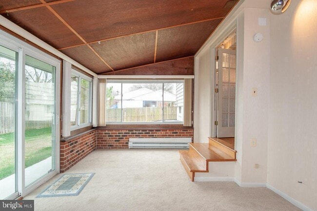 5931 Peverill Dr in Alexandria, VA - Building Photo - Building Photo