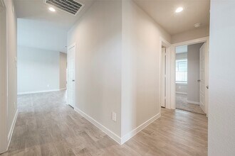 2920 Gunnersbury Dr in Houston, TX - Building Photo - Building Photo