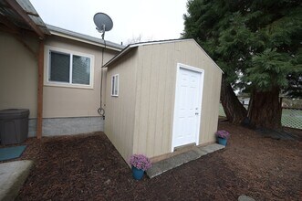 42 Heather Cir in Port Angeles, WA - Building Photo - Building Photo