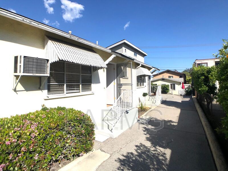 626 E Harvard Rd in Burbank, CA - Building Photo