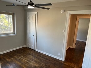 Flats at West End in Muncie, IN - Foto de edificio - Building Photo