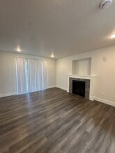 8825 N Swenson St in Portland, OR - Building Photo - Building Photo