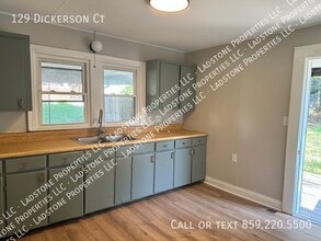 129 Dickerson Ct in Lancaster, KY - Building Photo - Building Photo