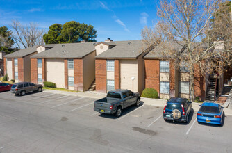 High Range Village in Las Cruces, NM - Foto de edificio - Building Photo