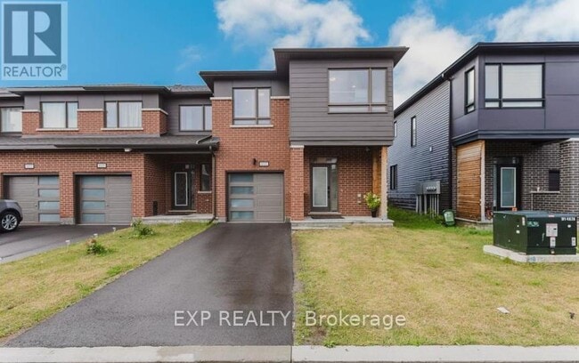 property at 611 Fenwick Wy