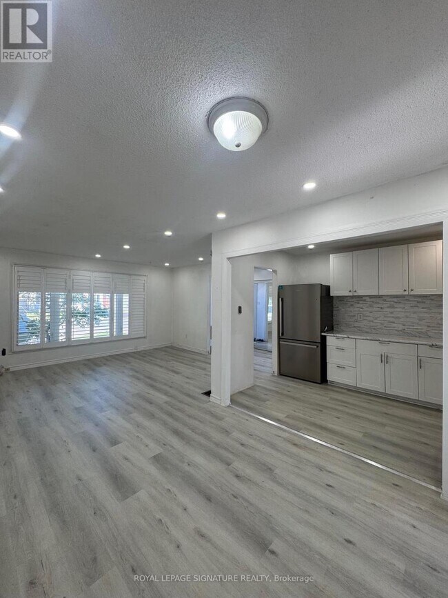 10 Heatherside Ct in Brampton, ON - Building Photo - Building Photo
