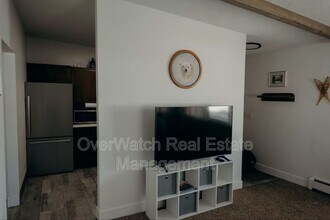 3009 W 33rd Ave in Anchorage, AK - Building Photo - Building Photo