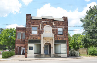 48 Converse St, Unit 3 in Chauncey, OH - Foto de edificio - Building Photo