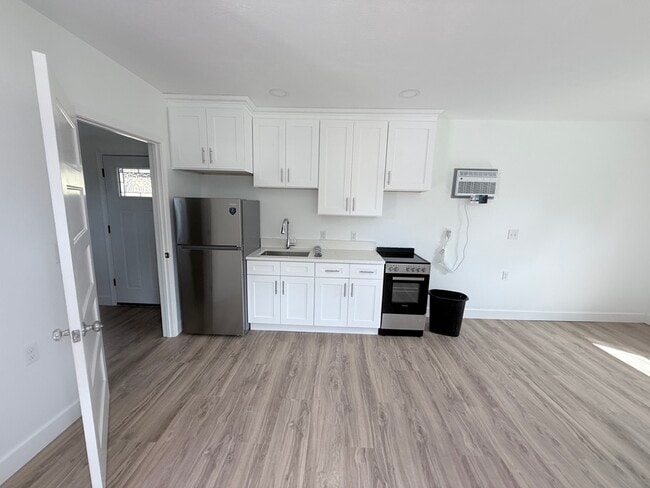 1520 Blue Sage Dr in Naples, FL - Building Photo - Building Photo