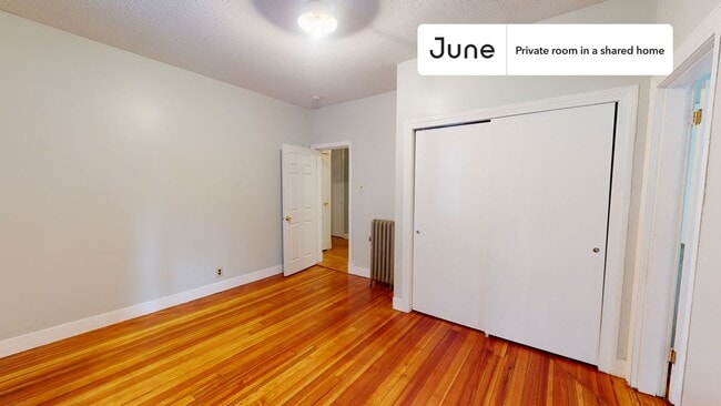 61 Lithgow St photo'