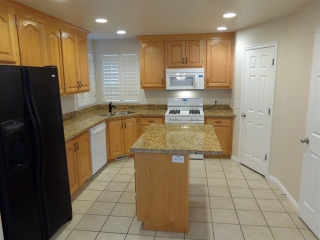 8671 S Dove Meadows Ln in West Jordan, UT - Building Photo - Building Photo