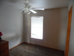 647 Mitchell St in Laramie, WY - Building Photo - Building Photo