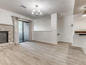 14407 N Pennsylvania Ave in Oklahoma City, OK - Building Photo - Building Photo