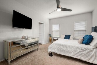 522 Ashley Falls Ln in Arcola, TX - Building Photo - Building Photo