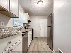 2246 Polar Rock Terrace SW in Atlanta, GA - Building Photo - Building Photo